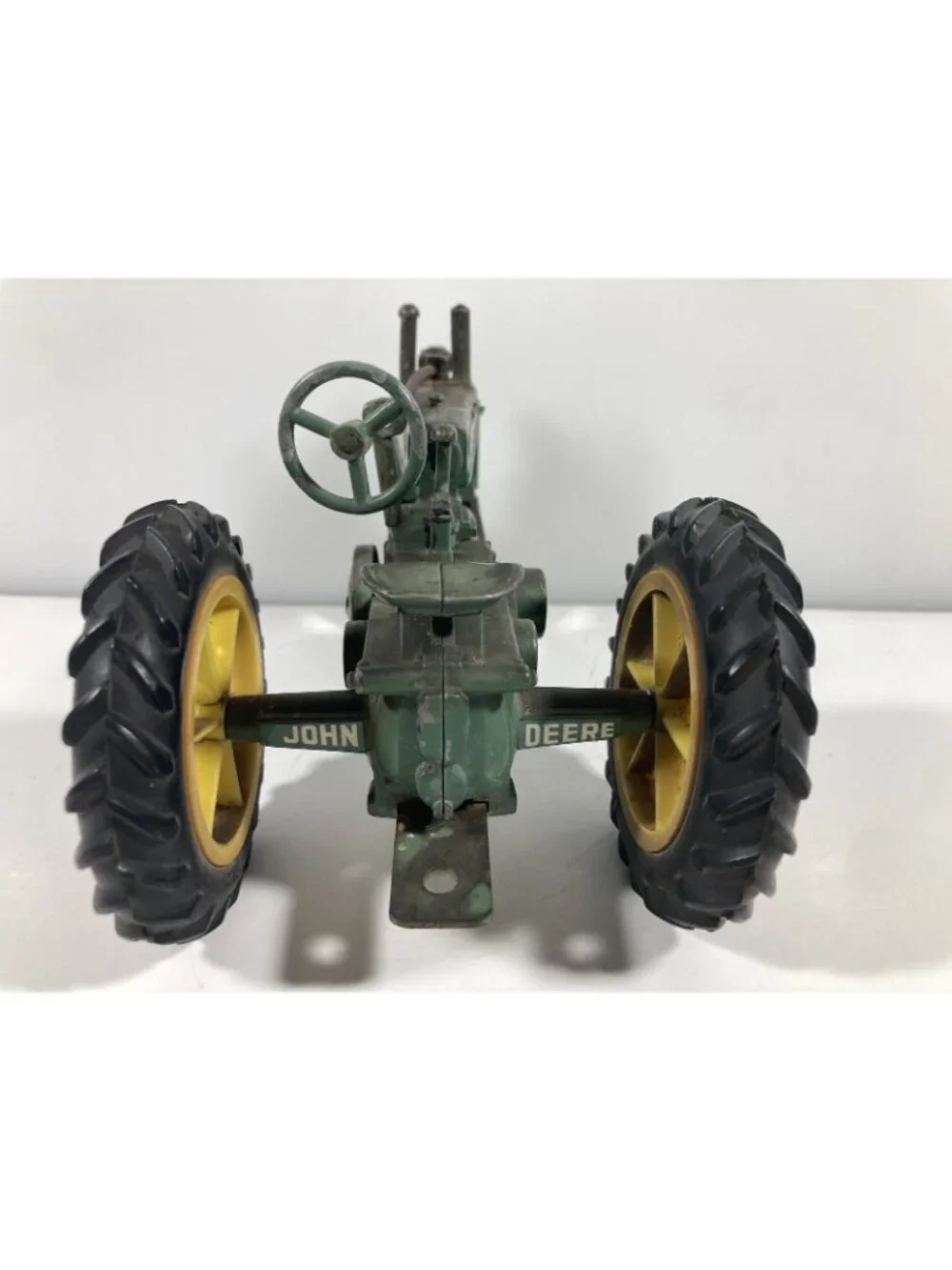 Ertl John Deere 1934 Model-A Tractor Narrow Front 1:16 Diecast Heavy Wear
